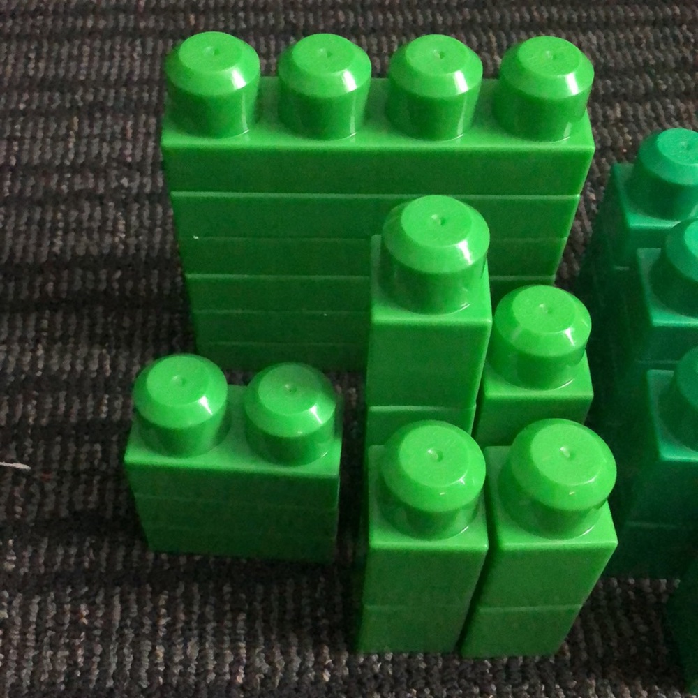 πΆπ» Building Block Set - Picture 2 of 4